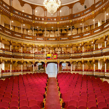 Graphenstone restauración del teatro Heredia de Colombia