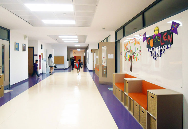 Graphenstone renovación de escuela Olympia School. Graphenstone Escuelas saludables. Pinturas ecológicas y respetuosas con la salud de los niños