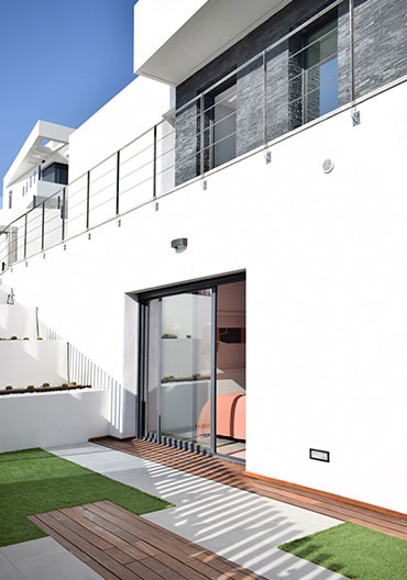 Graphenstone Viviendas Skyline, Larcosta