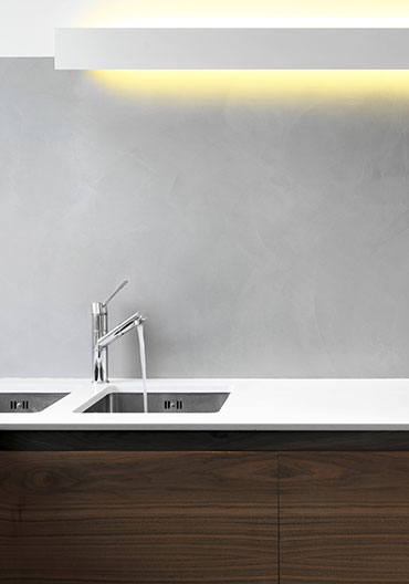 Natural lime venetian stucco 层ing